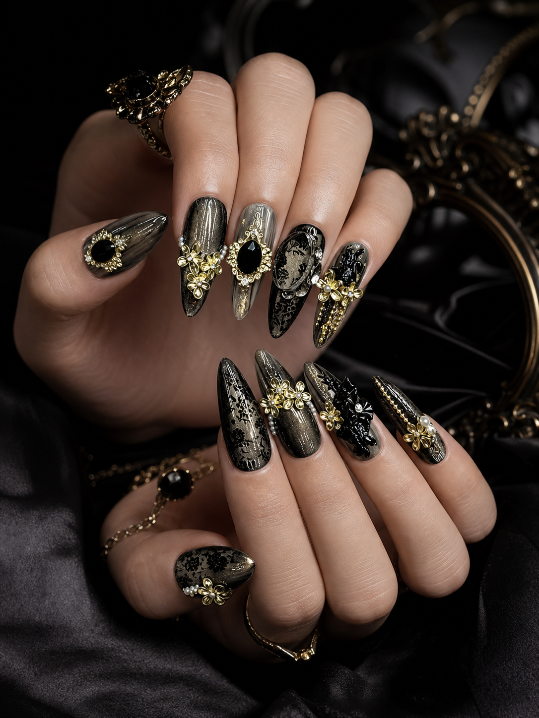 Noir Gilded Sovereign | LUMlix Haute Nail