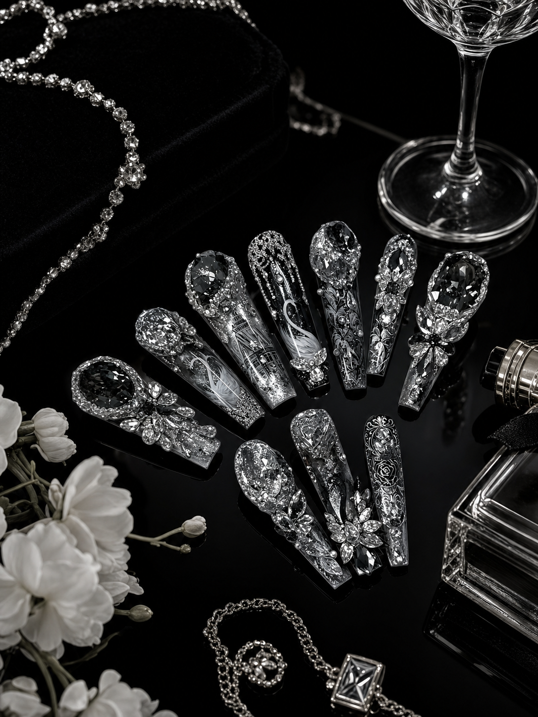 Obsidian Swan's Nocturne | LUMlix Haute Nail