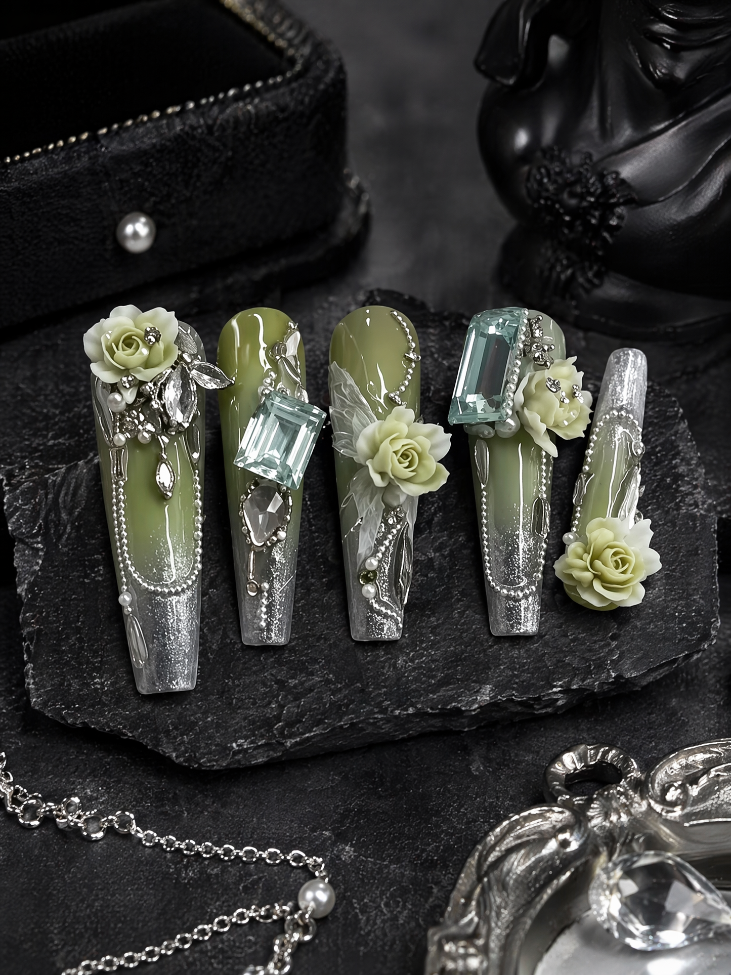 Le Jardin Secret | LUMlix Haute Nail