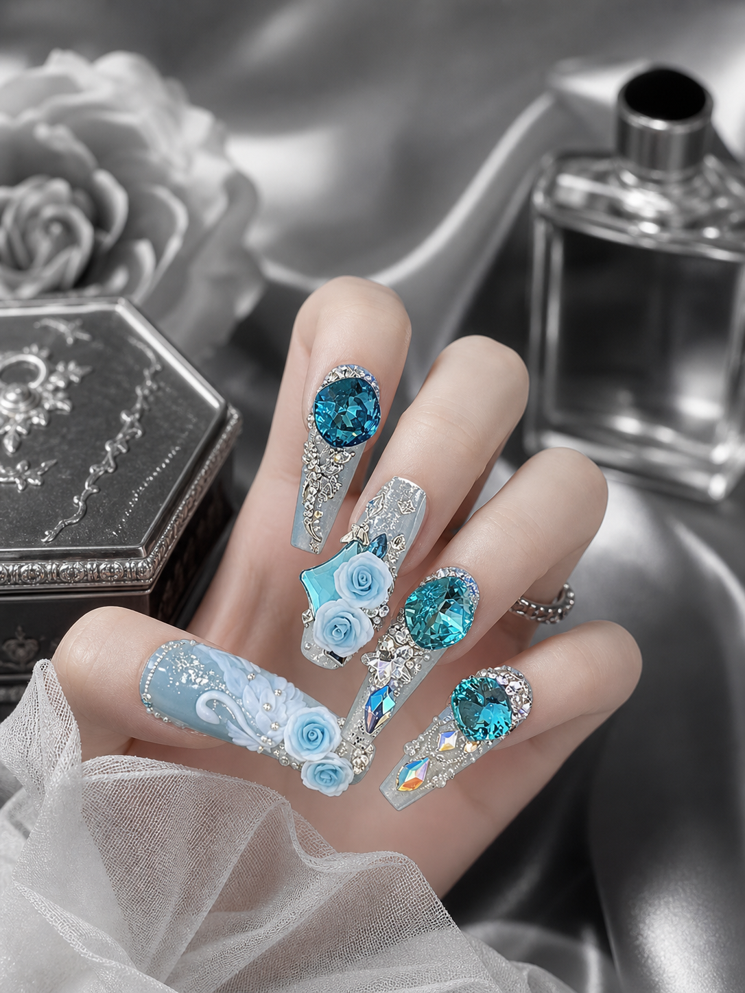 Azure Swan Serenade | LUMlix Haute Nail