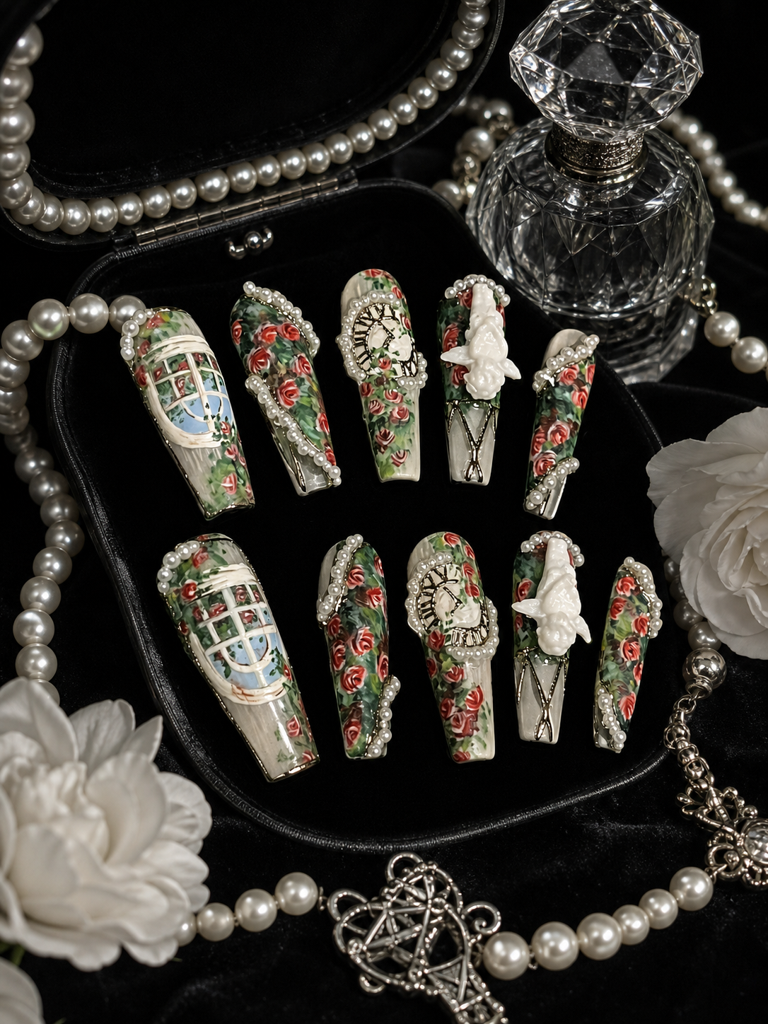 Secret Garden of Versailles | LUMlix Haute Nail