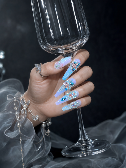 The Aurora's Frozen Waltz | LUMlix Haute Nail
