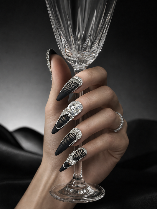 Obsidian Zebra Noir | LUMlix Haute Nail