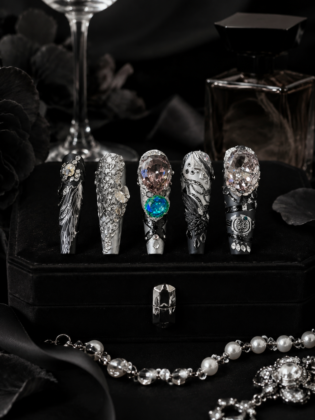 Obsidian Dragon's Gaze | LUMlix Haute Nail