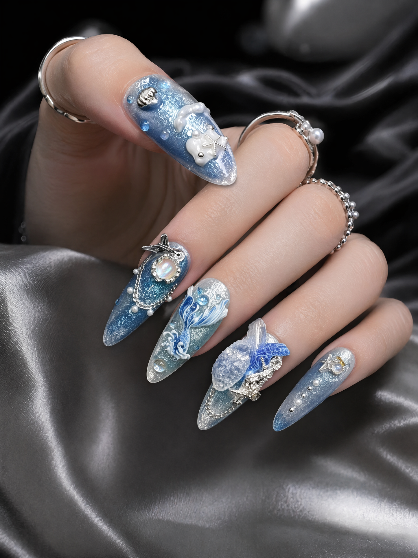 Sirene's Abyssal Crown | LUMlix Haute Nail