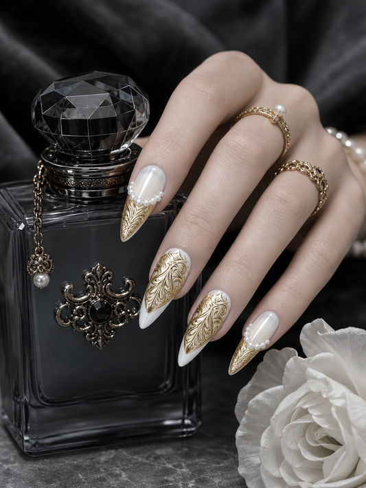 Gilded Versailles Oath | LUMlix Haute Nail