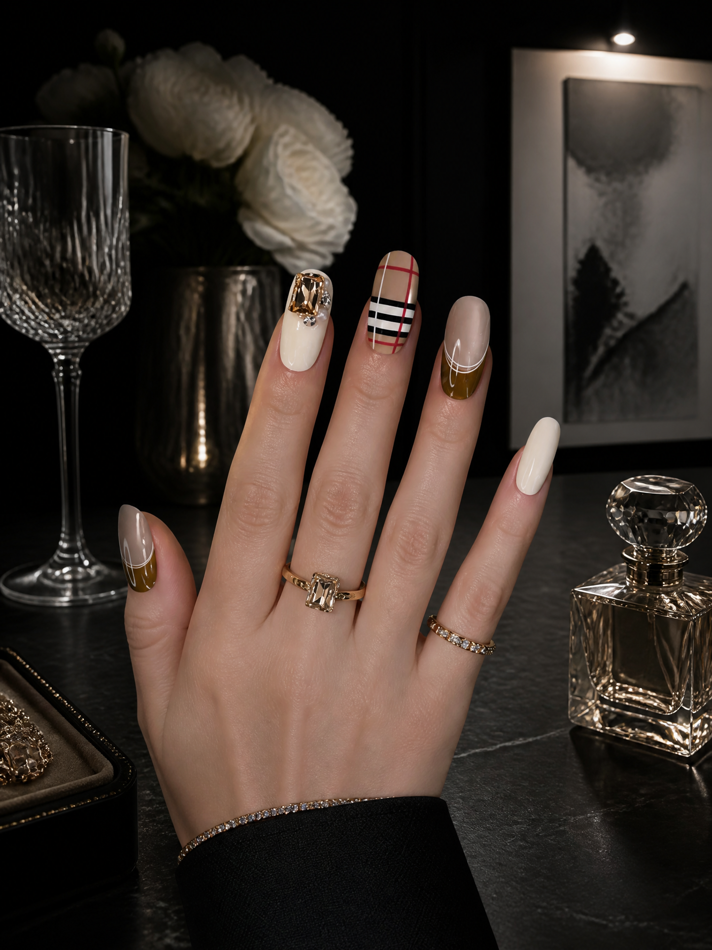 Vintage British Plaid | LUMlix Haute Nail