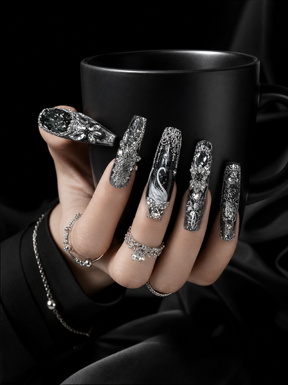Obsidian Swan's Nocturne | LUMlix Haute Nail
