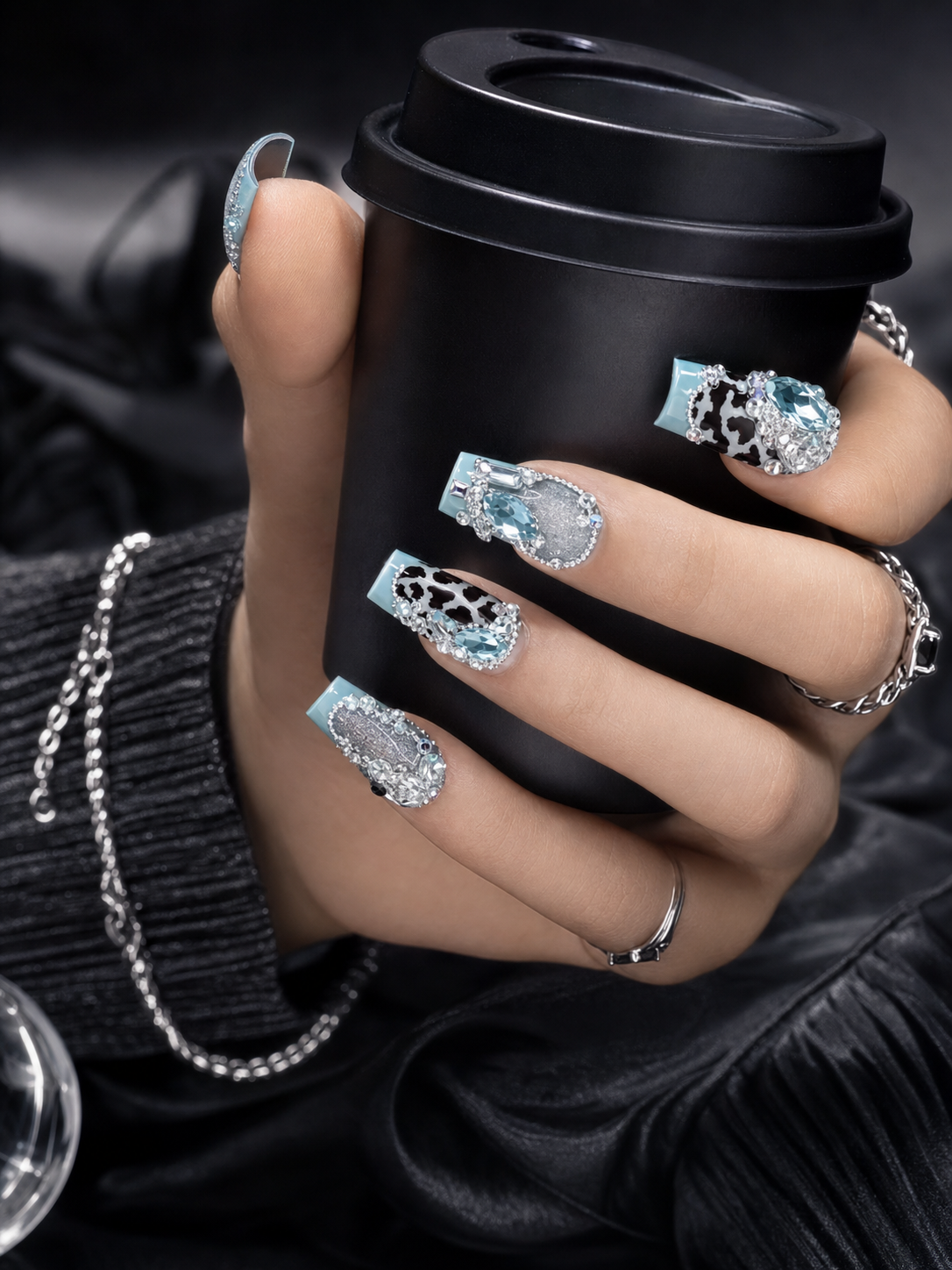 Arctic Feline | LUMlix Haute Nail