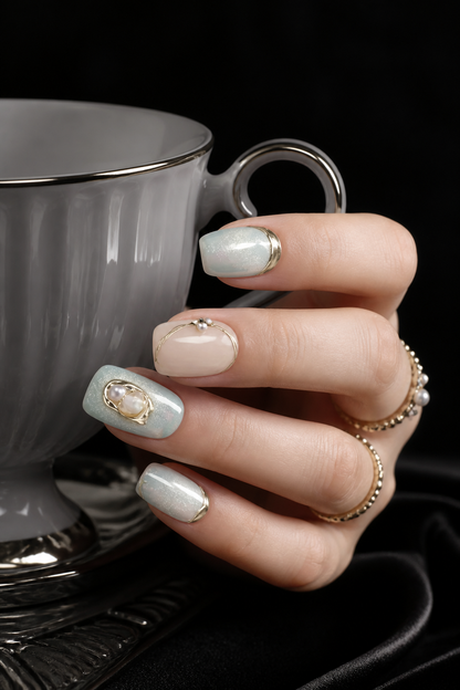 Seraphina's Gilded Dew | LUMlix Haute Nail