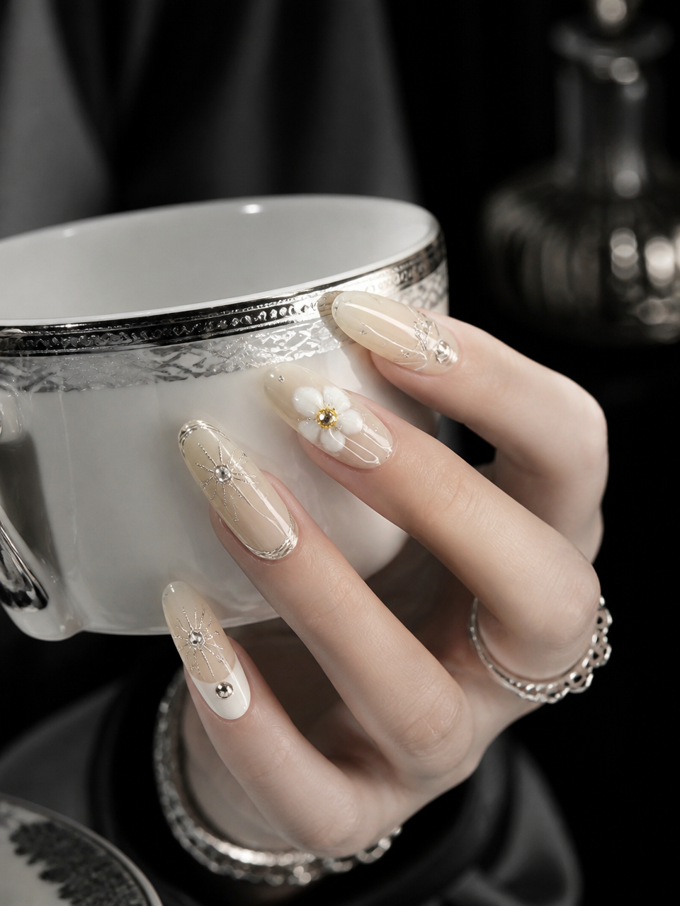 Lumière Éternelle & Silver Dawn | LUMlix Haute Nail