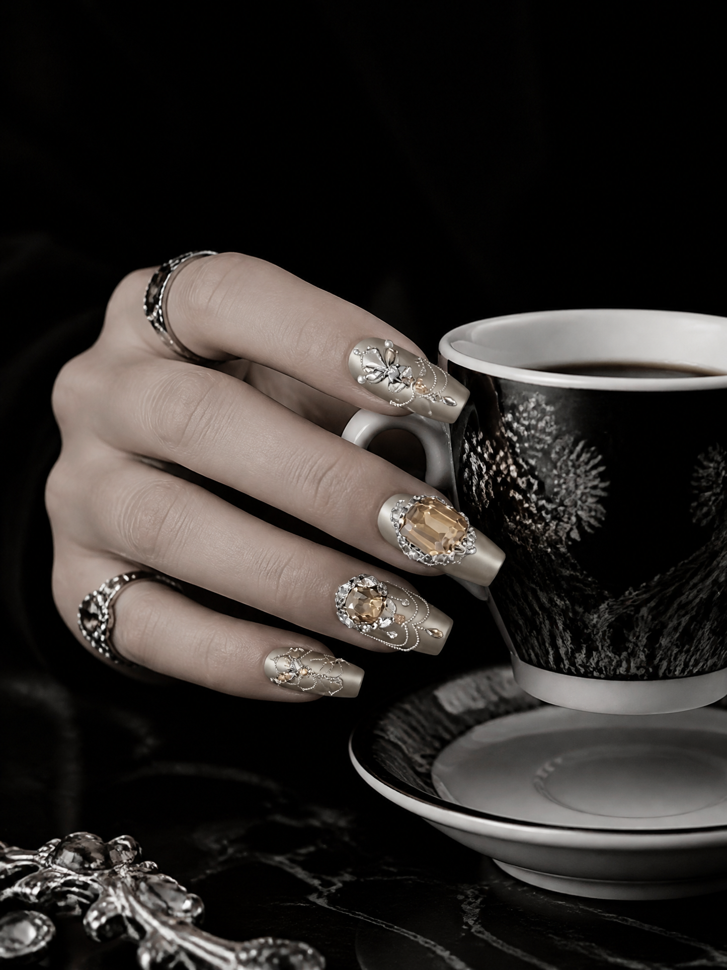 Gilded Opulence | LUMlix Haute Nail
