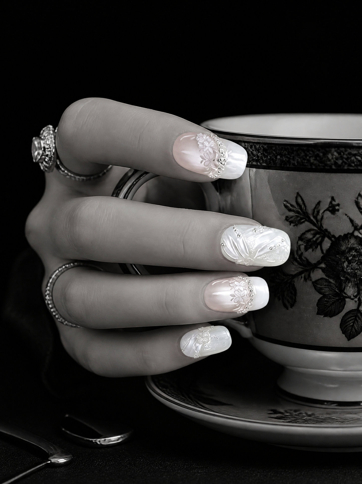 Moonlit Veil of the Silver Garden | LUMlix Haute Nail