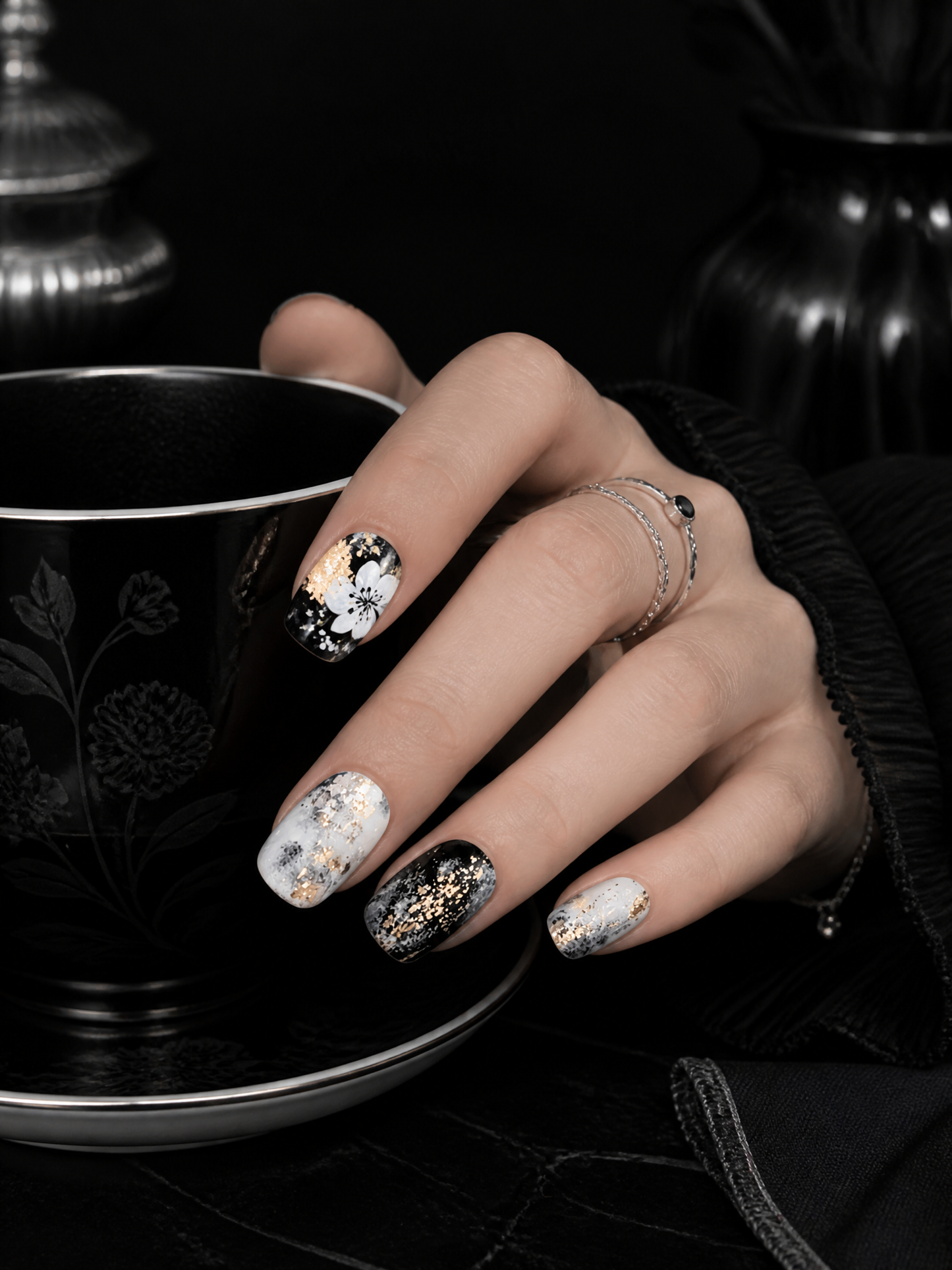Erebus' Gilded Frost | LUMlix Haute Nail