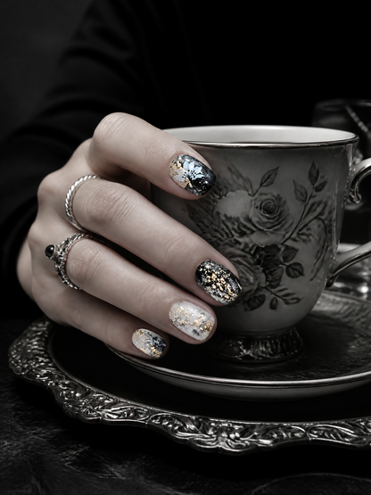 Erebus' Gilded Frost | LUMlix Haute Nail