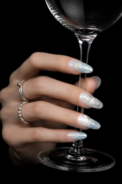 Mermaid’s Lullaby in Pearl| LUMlix Haute Nail