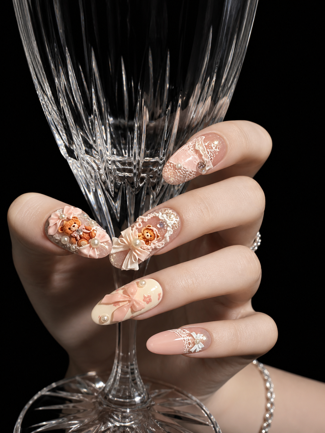 Vintage Rococo Bear| LUMlix Haute Nail