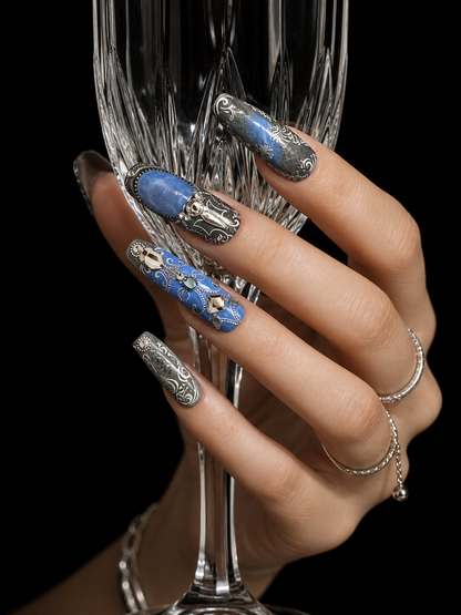 Silver Filigree | LUMlix Haute Nail