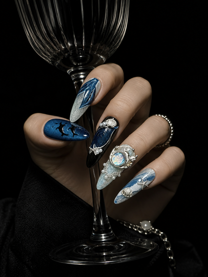 Abyssal Mermaid & Gilded Tides  | LUMlix Haute Nail