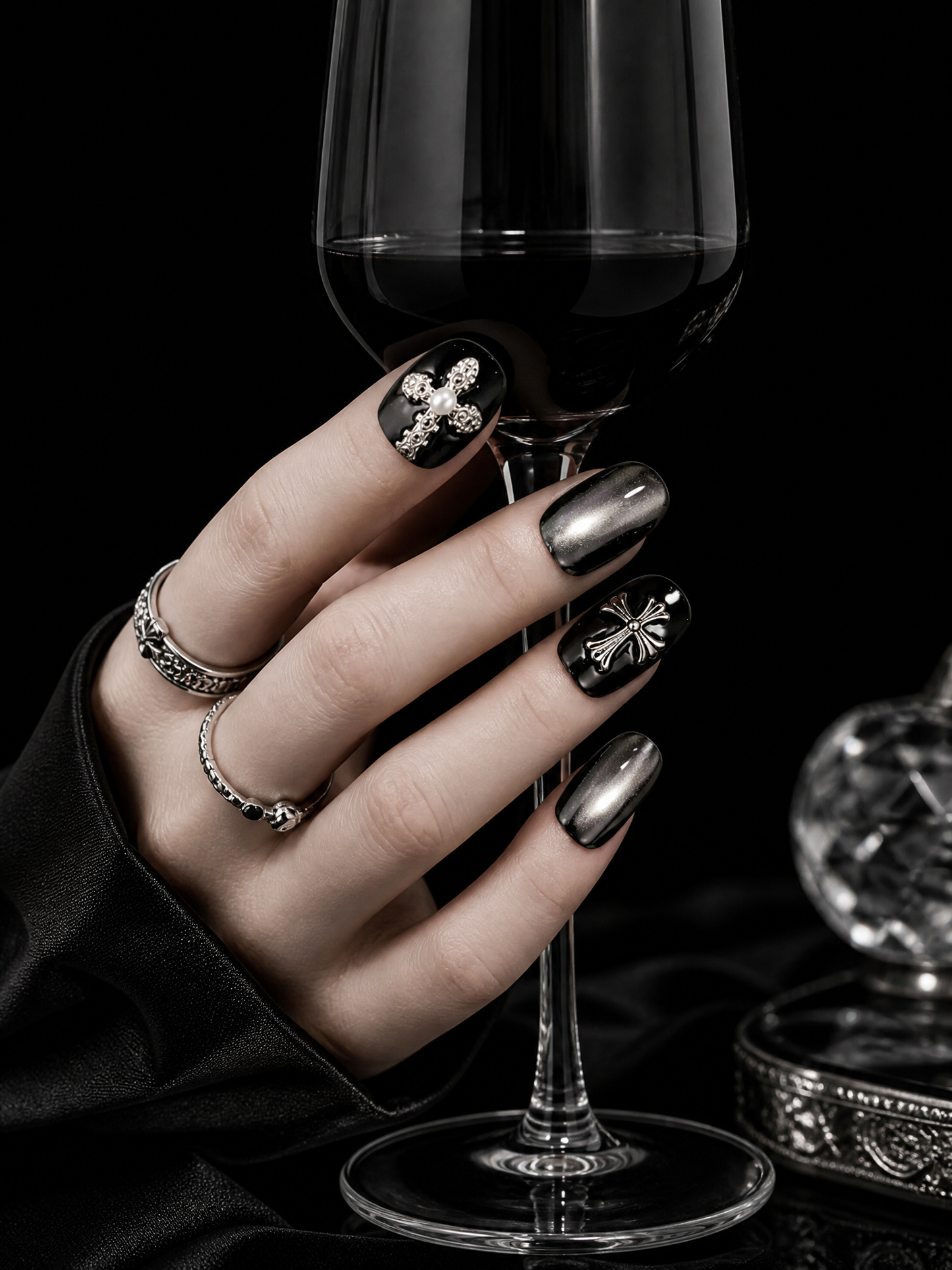 Nyx's Obsidian Covenant | LUMlix Haute Nail