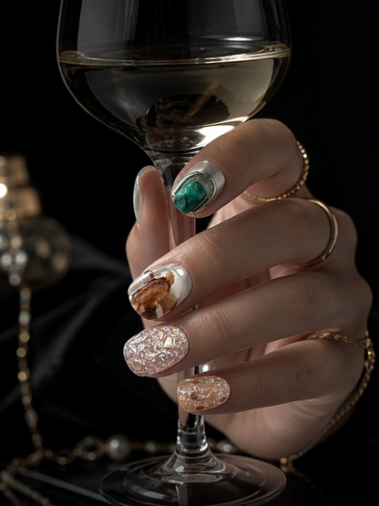 Kitty's Gilded Reverie | LUMlix Haute Nail