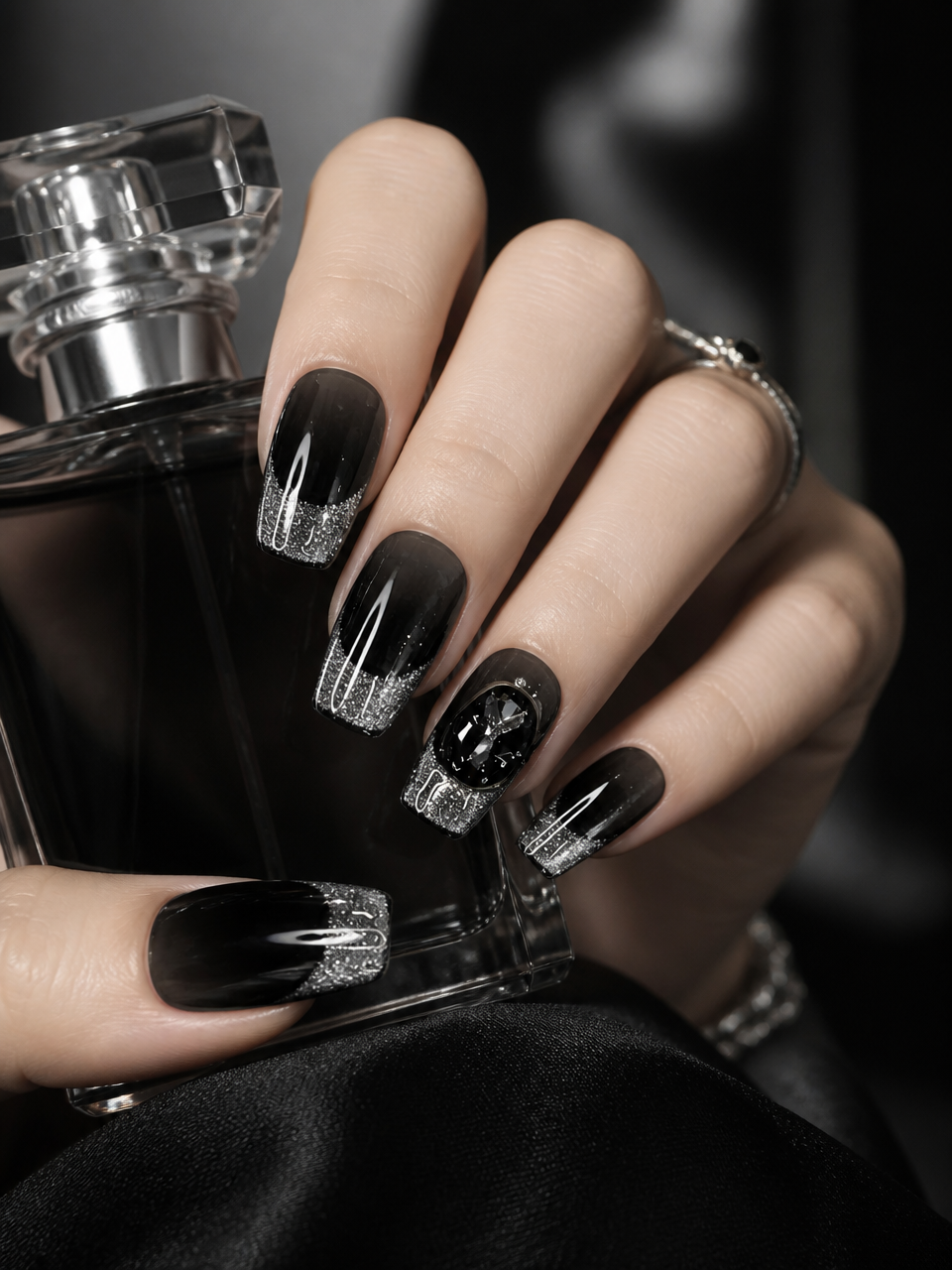 Obsidian Noir & Silver Cascade | LUMlix Haute Nail