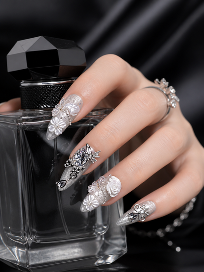 Éclat Céleste & Blanc Éternel | LUMlix Haute Nail