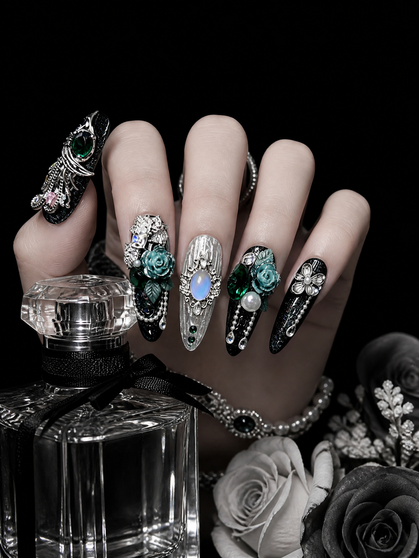 Verdant Peacock Sovereign | LUMlix Haute Nail