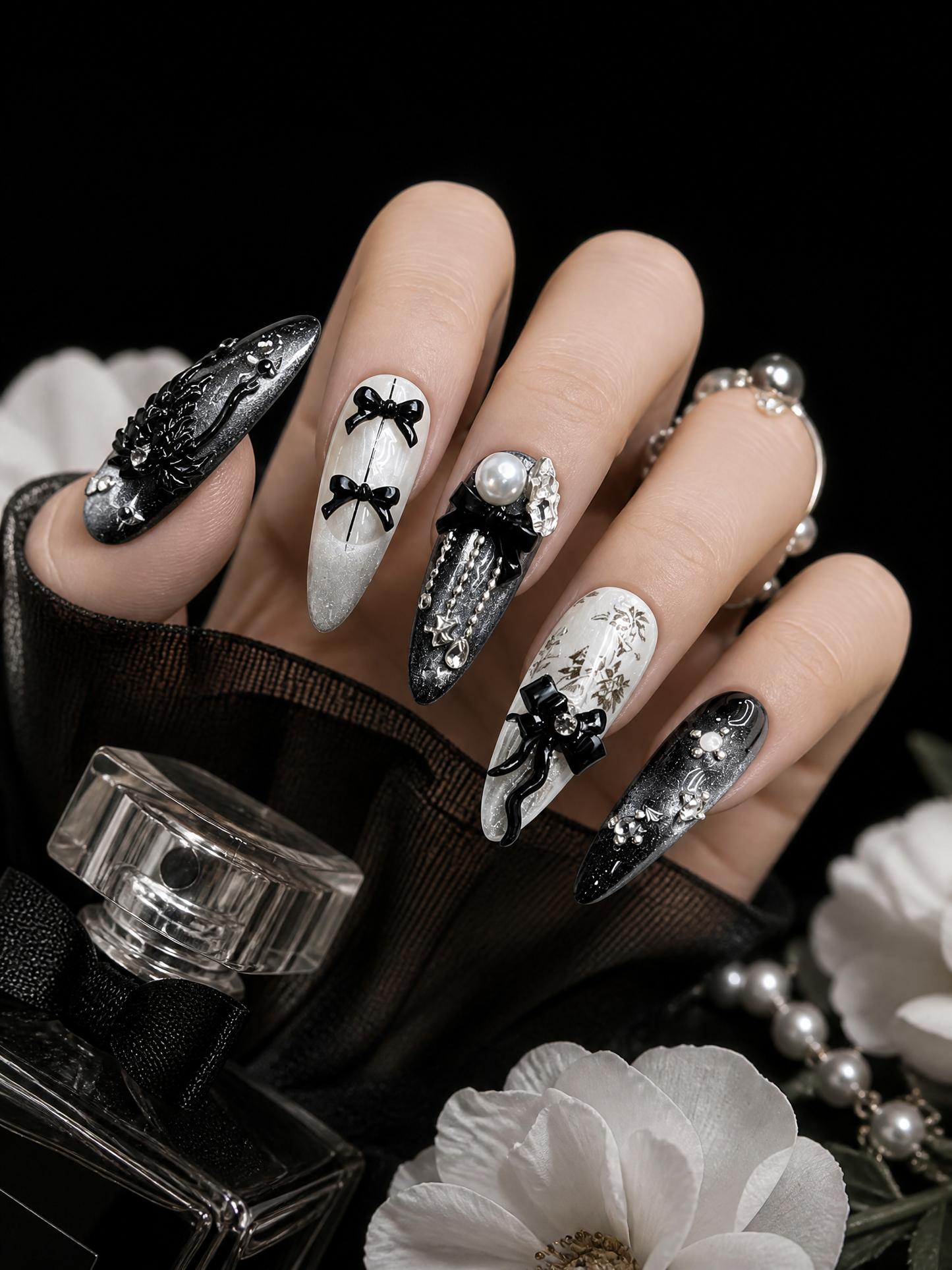 Obsidian Swan Nocturne | LUMlix Haute Nail