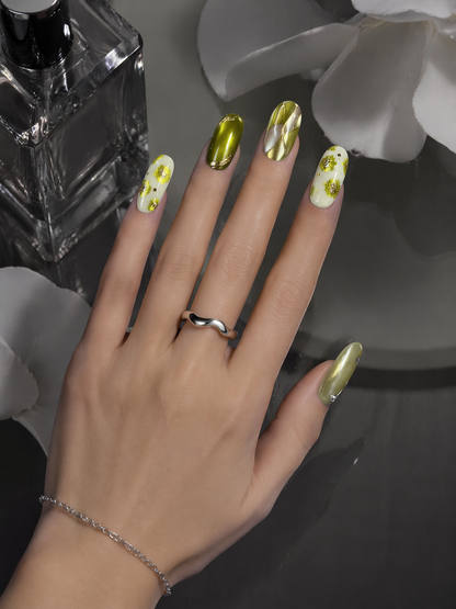 Verdant Gilded Muse | LUMlix Haute Nail