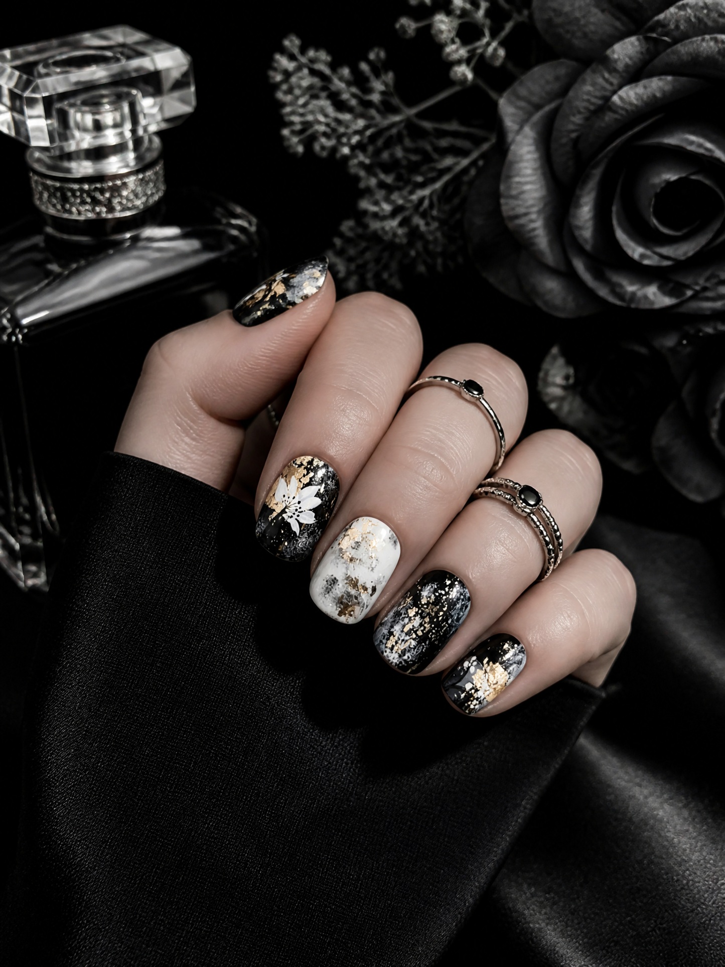 Erebus' Gilded Frost | LUMlix Haute Nail