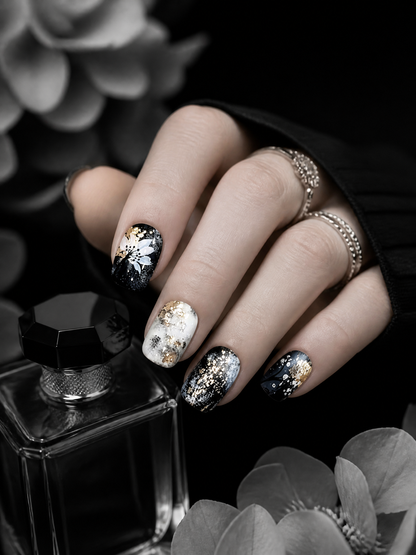 Erebus' Gilded Frost | LUMlix Haute Nail
