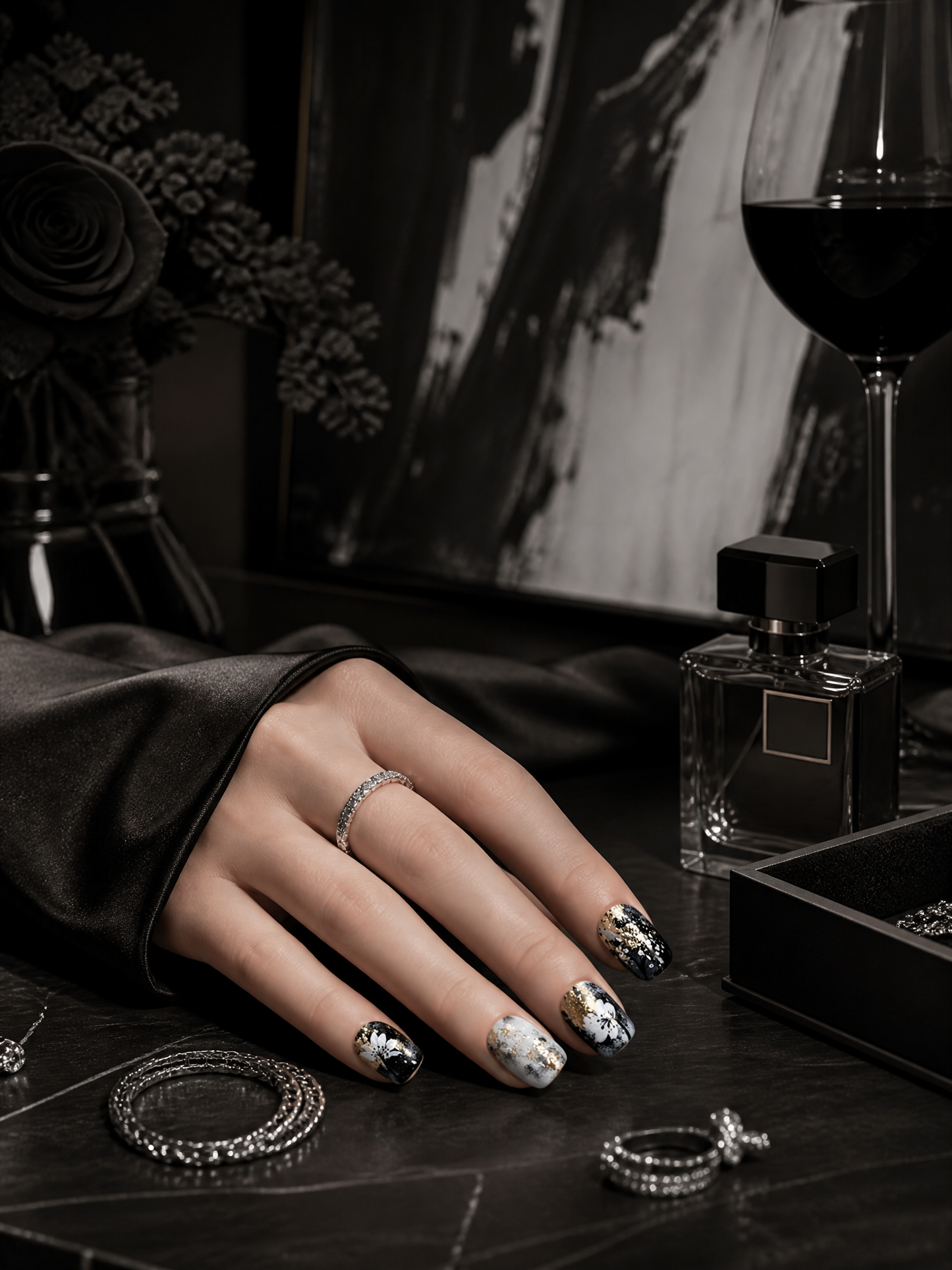 Erebus' Gilded Frost | LUMlix Haute Nail