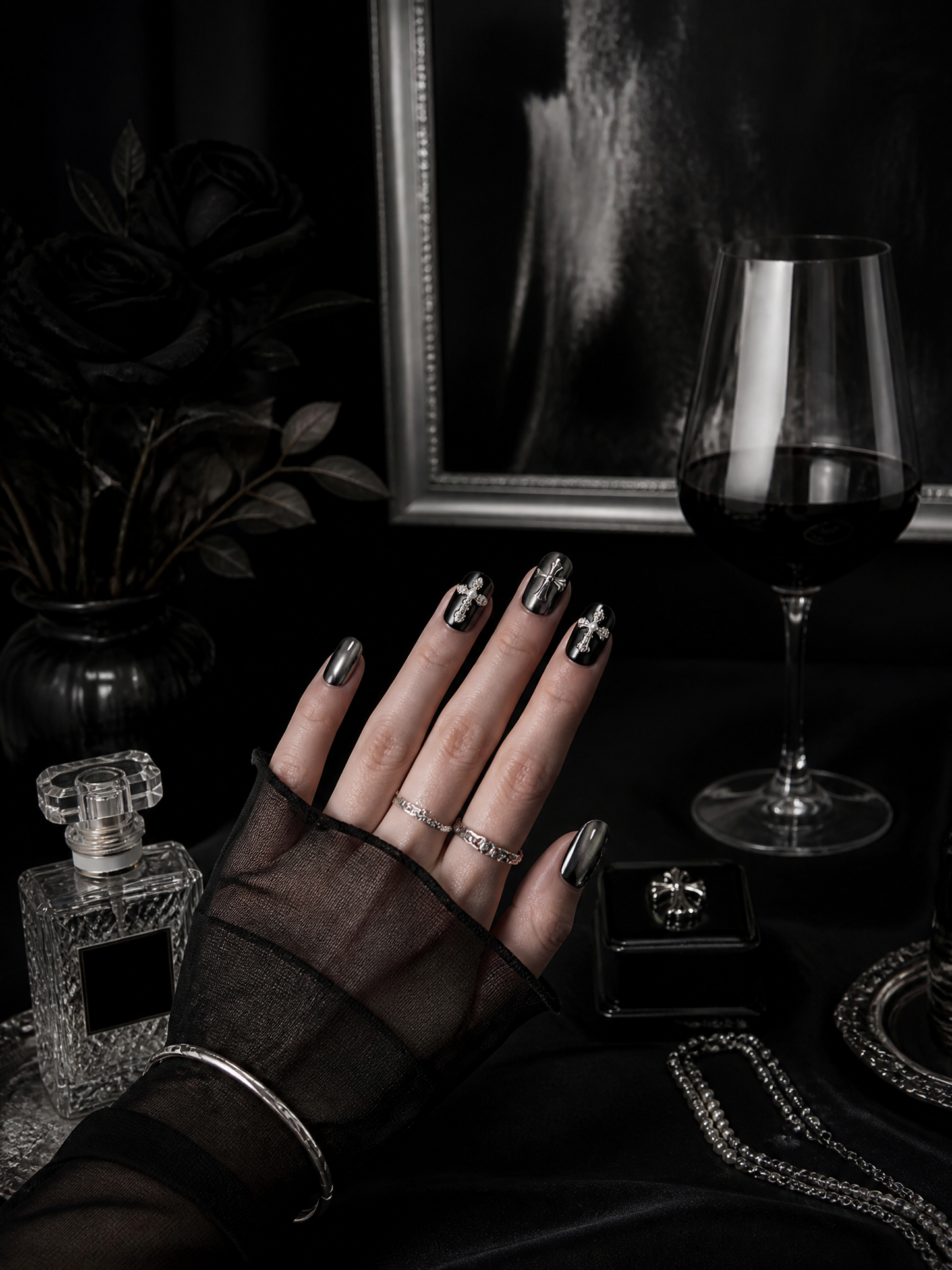 Nyx's Obsidian Covenant | LUMlix Haute Nail