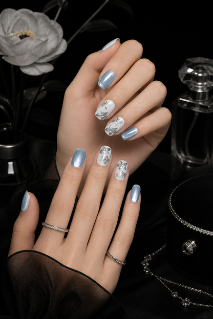 Argentum Narcissus in Mist | LUMlix Haute Nail