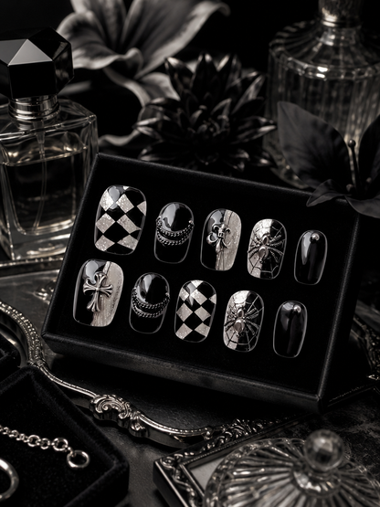Gothic Noir Reverie | LUMlix Haute Nail