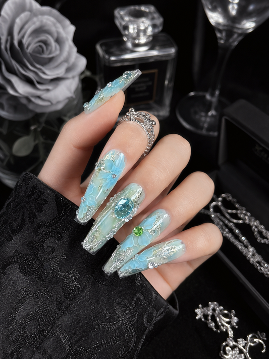 Azure Garden's Frozen Sonata | LUMlix Haute Nail