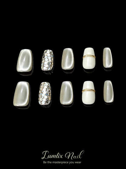Lunar Opulence | LUMlix Haute Nail