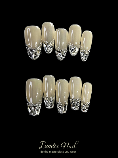 Gilded Frost Reverie   | LUMlix Haute Nail