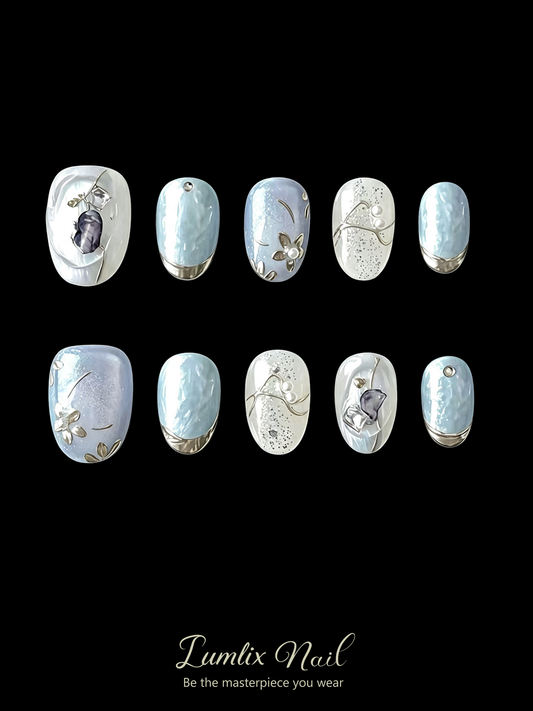 Frostbloom Muse | LUMlix Haute Nail
