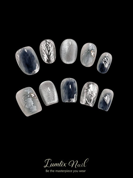 Selene's Liquid Moon | LUMlix Haute Nail