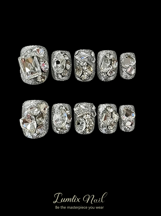 Frosted Silver Diamond Vault | LUMlix Haute Nail