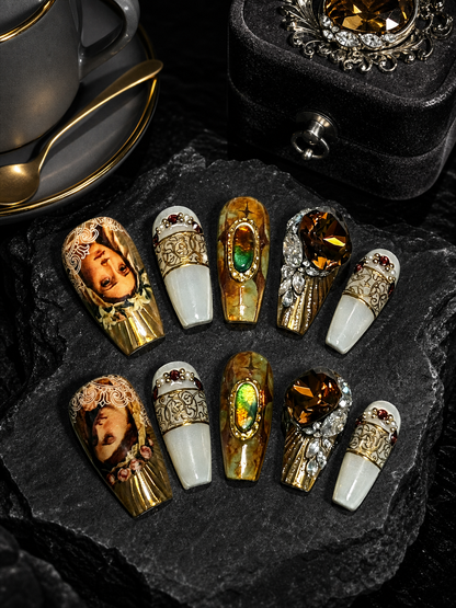 Gilded Renaissance Reverie | LUMlix Haute Nail
