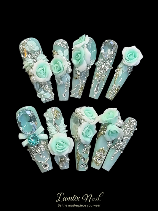 Aquamarine Garden | LUMlix Haute Nail