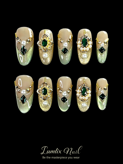 Emerald Sovereign | LUMlix Haute Nail