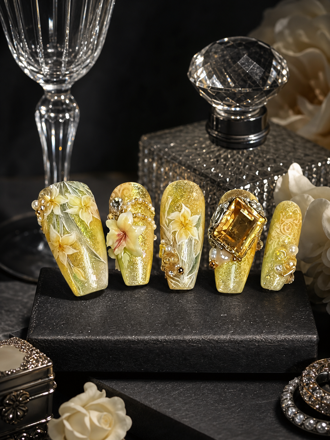 Gilded Amber Rhapsody | LUMlix Haute Nail