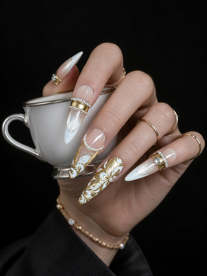 Aphrodite's Gilded Legacy | LUMlix Haute Nail