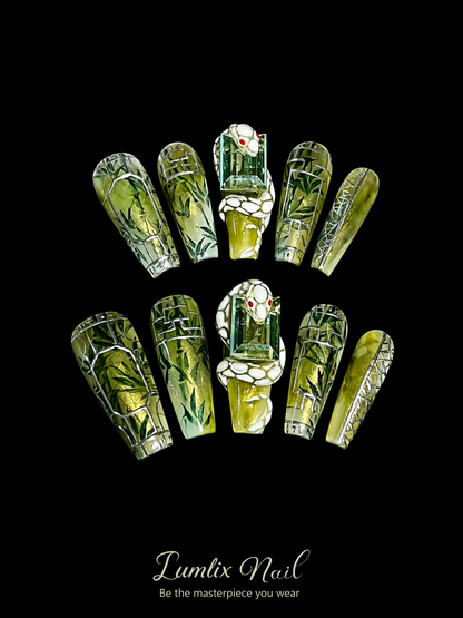 Verdant Serpent’s Embrace | LUMlix Haute Nail