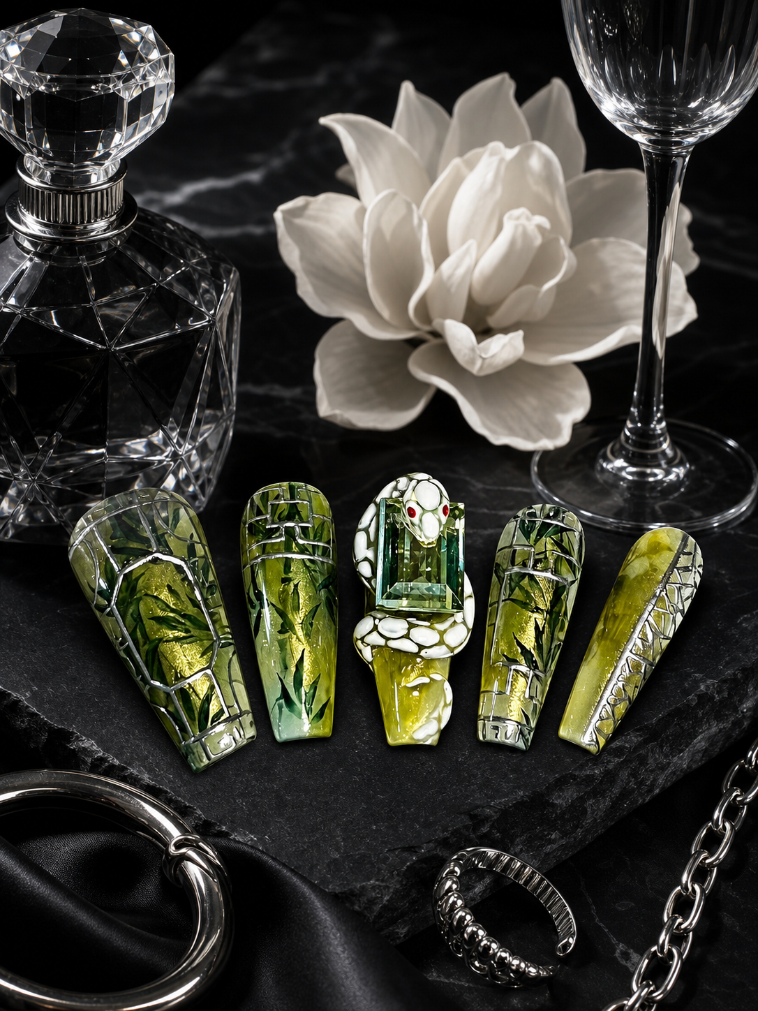 Verdant Serpent’s Embrace | LUMlix Haute Nail