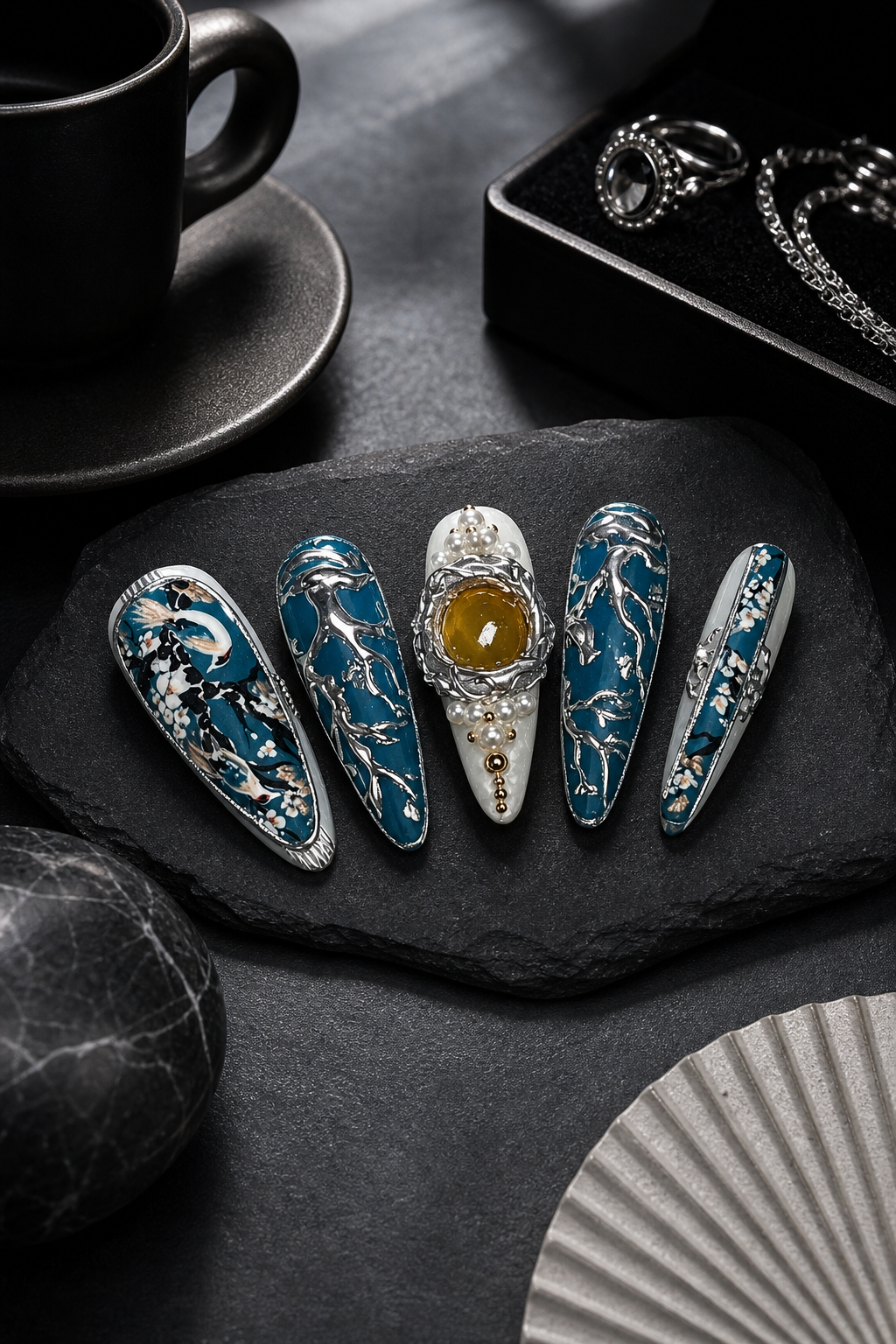 Azure Dynasty Relic | LUMlix Haute Nail